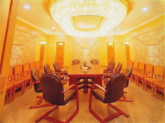 Huarong Hotel Yibin Amenities foto