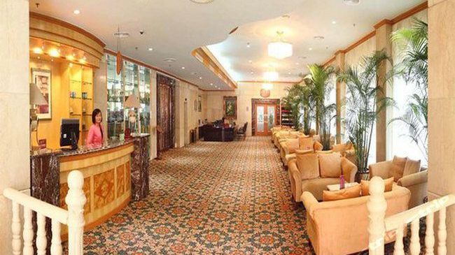 Huarong Hotel Yibin Ristorante foto